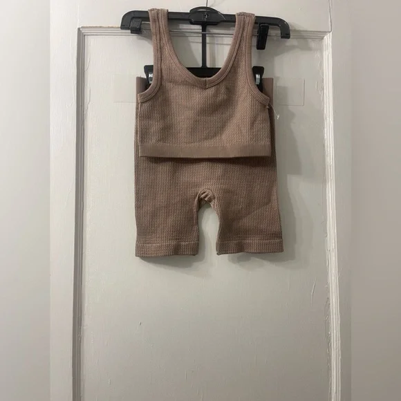 Workout set - Picture 1 of 1